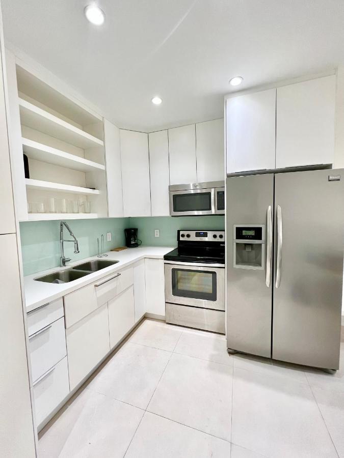 Sobe Monarch 2Bedroom 2 Bath Modern Apt- Walk To Ocean Drive Маямі-Біч Екстер'єр фото