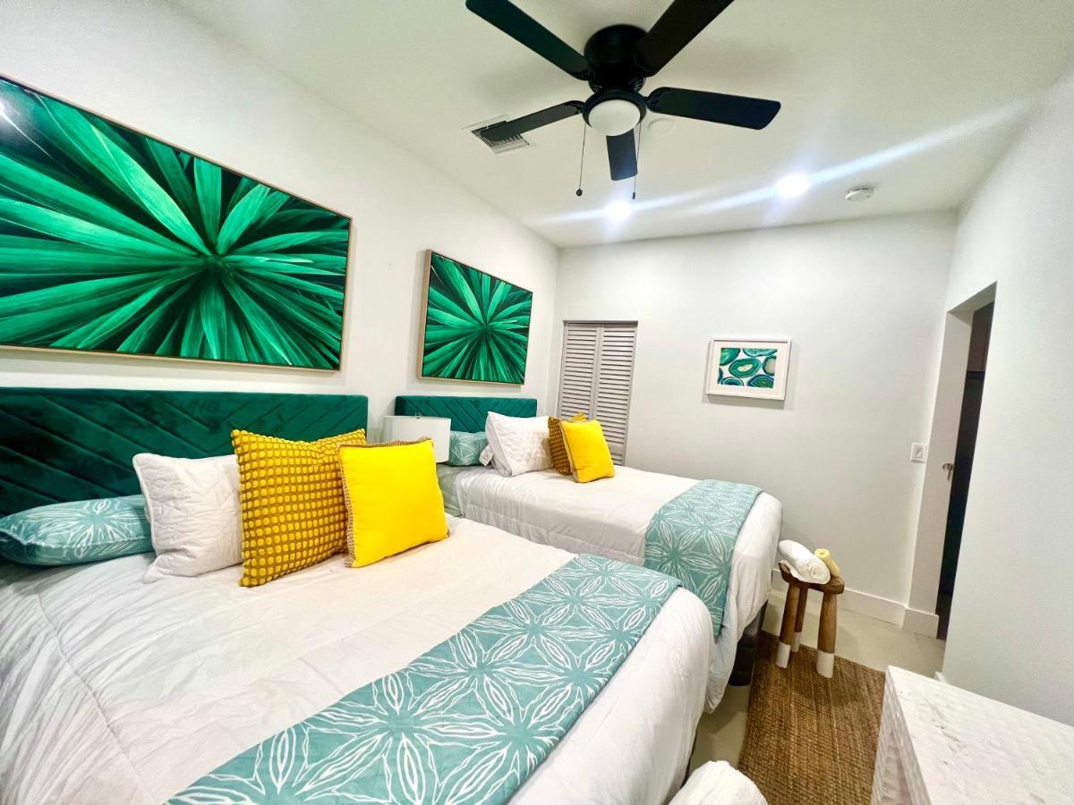 Sobe Monarch 2Bedroom 2 Bath Modern Apt- Walk To Ocean Drive Маямі-Біч Екстер'єр фото