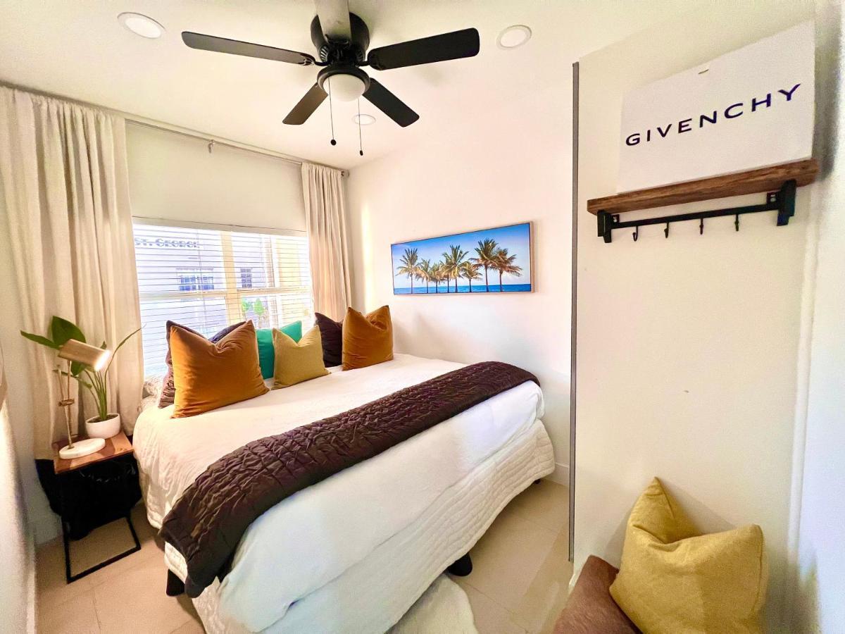Sobe Monarch 2Bedroom 2 Bath Modern Apt- Walk To Ocean Drive Маямі-Біч Екстер'єр фото