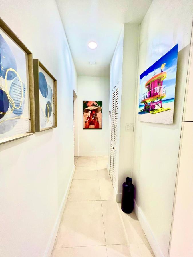 Sobe Monarch 2Bedroom 2 Bath Modern Apt- Walk To Ocean Drive Маямі-Біч Екстер'єр фото