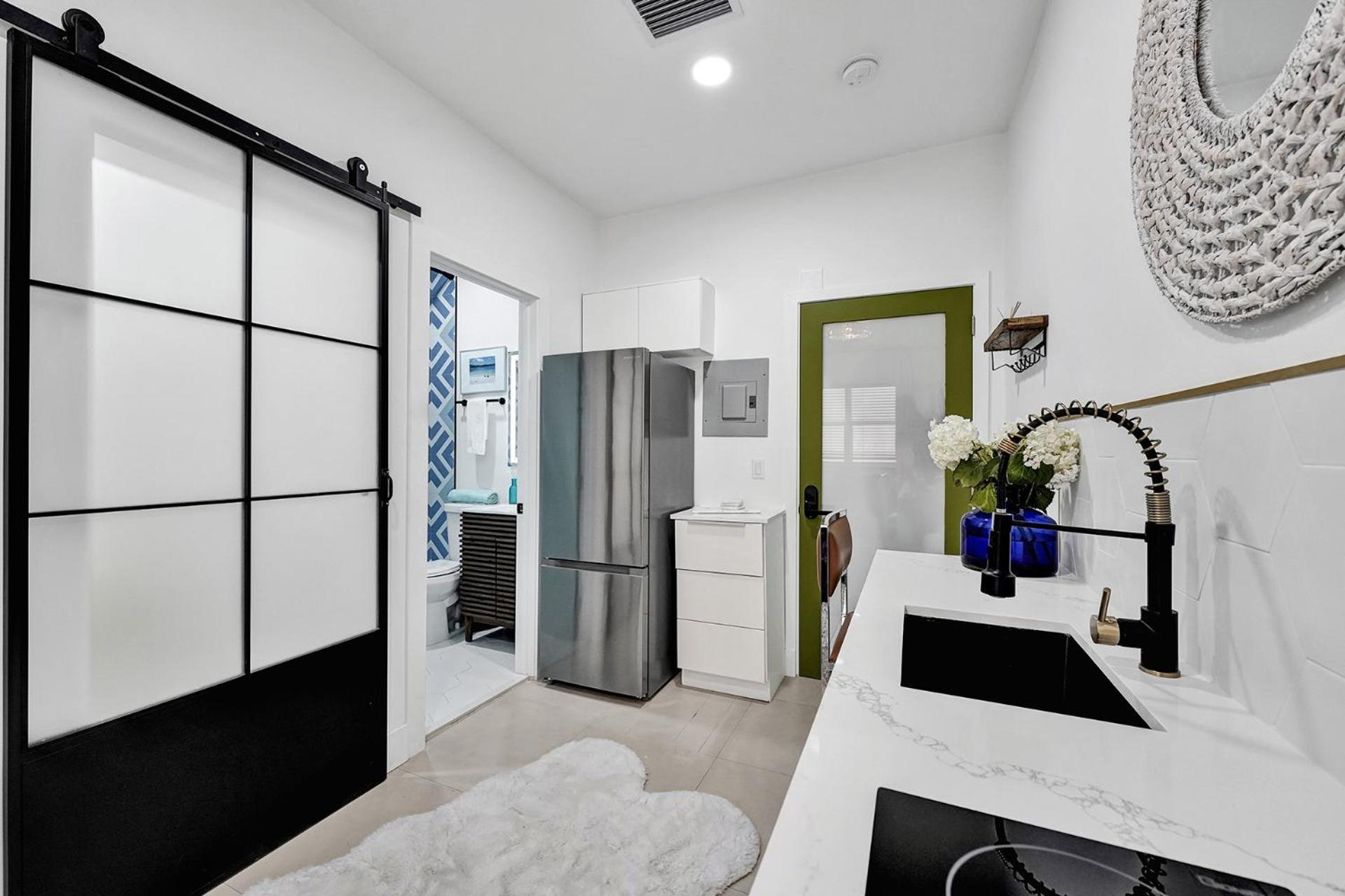 Sobe Monarch 2Bedroom 2 Bath Modern Apt- Walk To Ocean Drive Маямі-Біч Екстер'єр фото