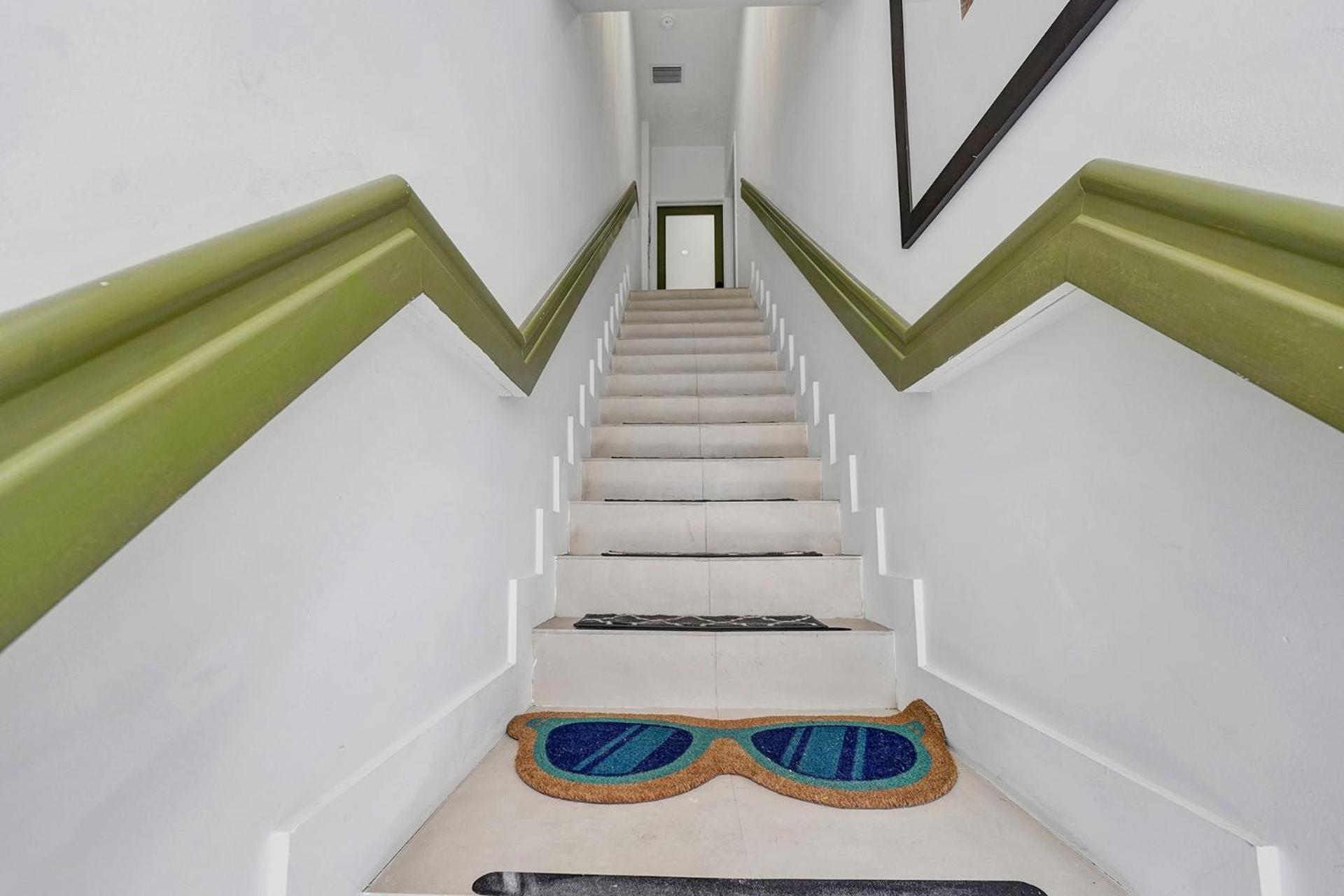 Sobe Monarch 2Bedroom 2 Bath Modern Apt- Walk To Ocean Drive Маямі-Біч Екстер'єр фото